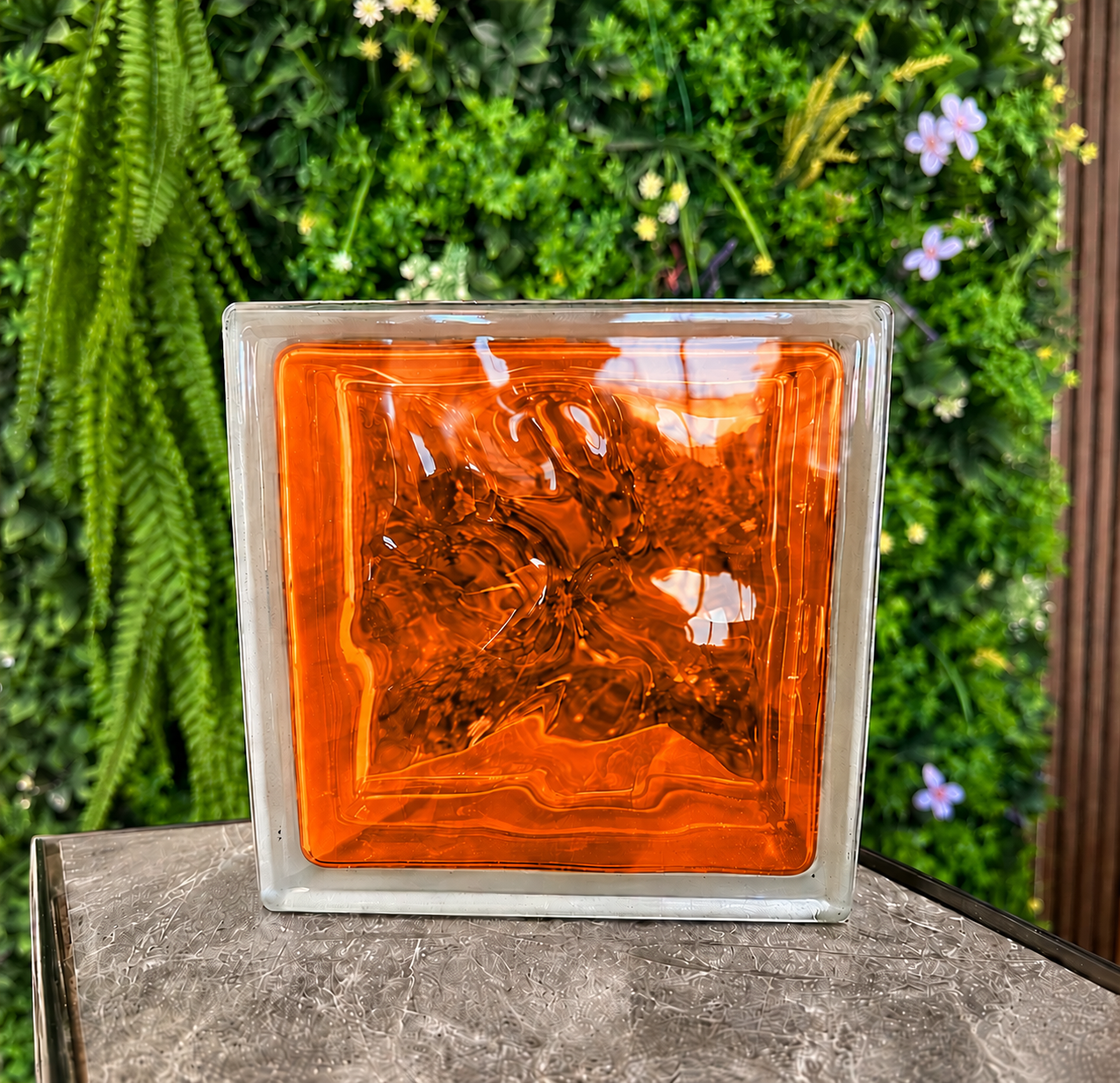 Glass block / BRILLY ORANGE 1919/8 WAVE